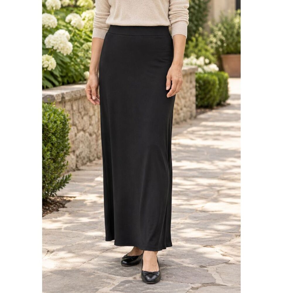 JM Collection Black Straight Maxi Skirt